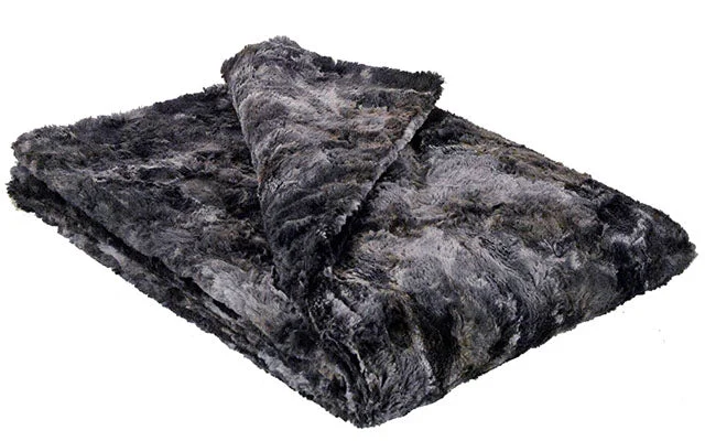 Pet / Dog Blanket - Luxury Faux Fur in Highland