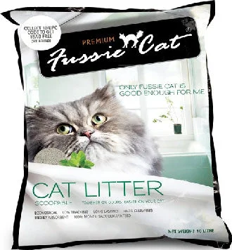 Fussie Cat Unscented Scoopable Bentonite Cat Litter 10L